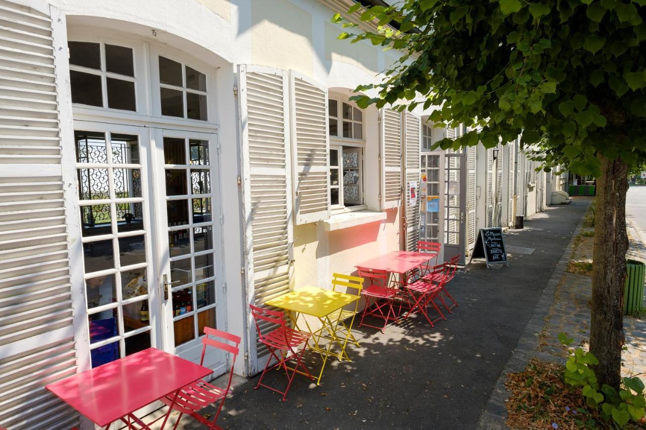 Auberge La Maison Montreau Montreuil  Exterior foto